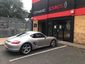 Porsche 997 Reg 06 Alpine ilx-700 installed