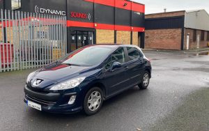 Peugeot 308 2010 JVC-M745DBT Installed