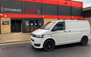 VW transporter T5 2013 Kenwood Multimedia & Rear Camera Install