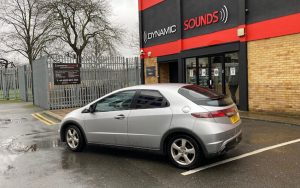 Honda Civic 2009 fitted with Pioneer SPH-DA250