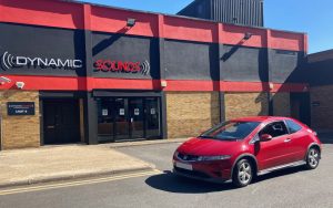 Honda Civic 2009 fitted Sony XAV-AX3005DB