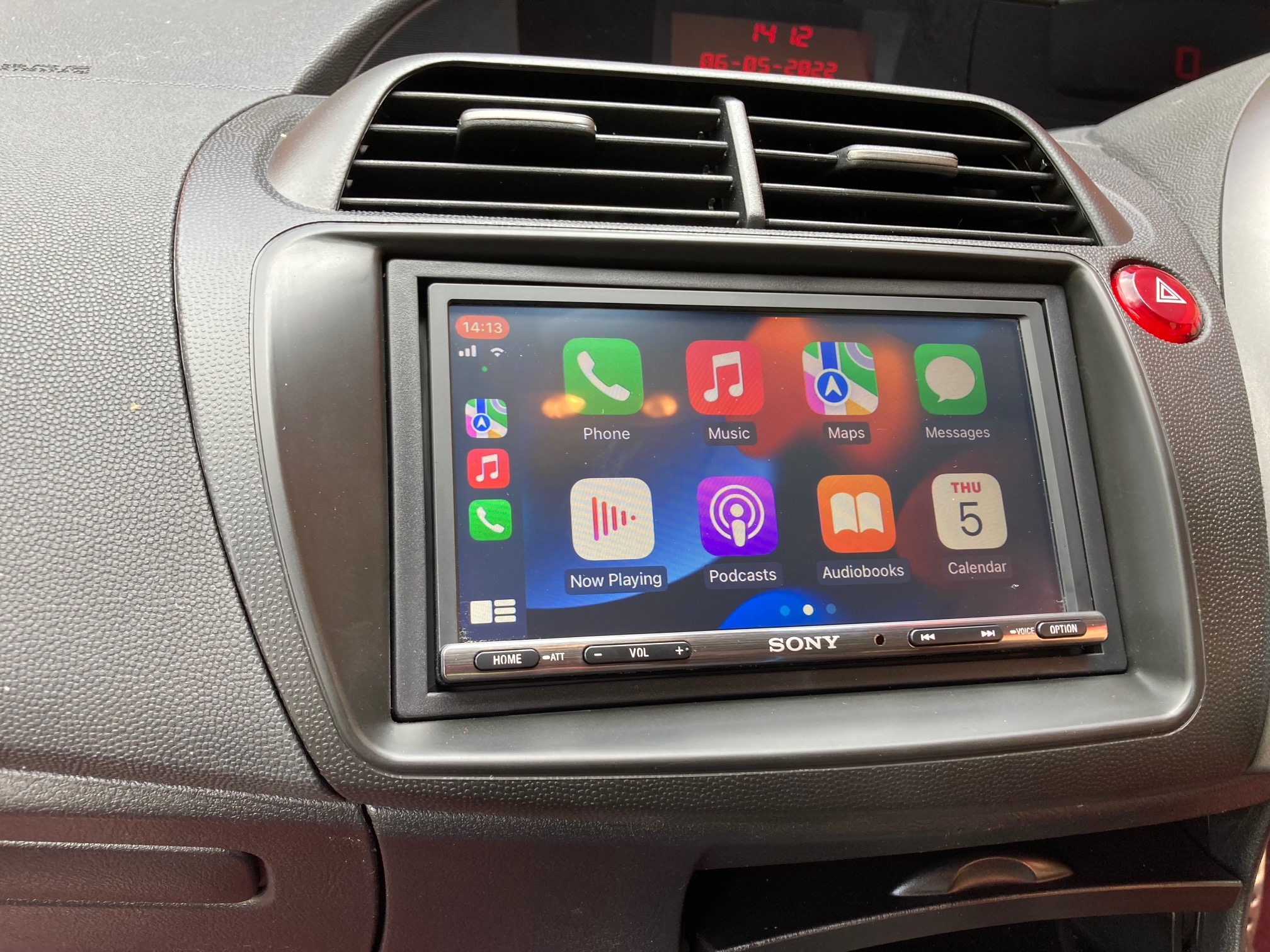 Sony XAV-AX3005DB Installed