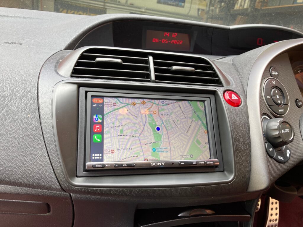 Sony XAV-AX3005DB Installed