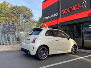 Fiat 500 Abarth 2015 model upgraded with Pioneer SPH-DA160DAB