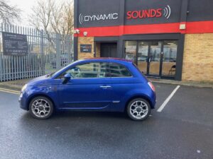 Fiat 500 2009 model upgraded with Pioneer DEH-S720DAB stereo