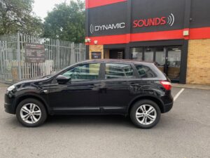 Nissan Qashqai 2012 model upgraded with Sony XAV-AX1005DB Stereo