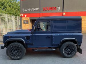 Landrover Defender 2012 model upgraded with the Pioneer AVH-Z7200DAB CarPlay stereo