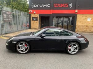Porsche 997 2007 model upgraded with Kenwood DMX5020DABS Carplay stereo