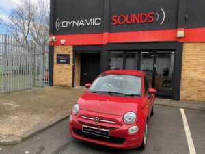 Fiat 500 2017 model upgraded with a Pioneer SPH-DA160DAB CarPlay stereo