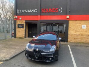 🔧 Revitalize Your Alfa Romeo Giulietta 2014  🚗with Kenwood DMX7722DABS CarPlay / Android Auto Car Stereo