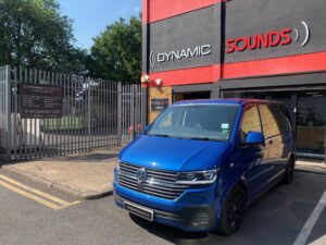 Volkswagen Transporter 2021 model Upgraded with Alpine SPC-106T61 speakers.