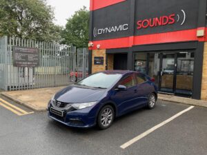 Honda Civic 2014 model upgraded with Pioneer SPH-DA160DAB CarPlay stereo