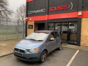 Mitsubishi Colt 2012 model upgraded with Pioneer AVH-Z7200DAB CarPlay and ND-BC9 camera