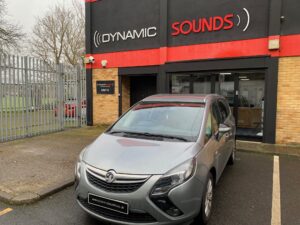 Vauxhall Zafira 2014 model upgraded with the Kenwood DMX7722DABS CarPlay stereo & CMOS-230 reversing camera