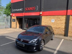 VW Golf 2011 model upgraded with the Pioneer SPH-DA77DAB CarPlay Stereo