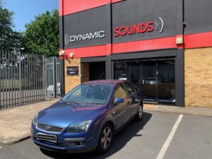 Ford Focus 2005 model upgraded with JVC KW-M785DBW Stereo and a Pioneer reverse camera