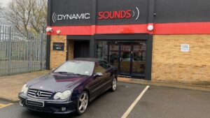 Mercedes-Benz CLK 2006 Upgraded with Pioneer AVH-Z5200DAB CarPlay stereo